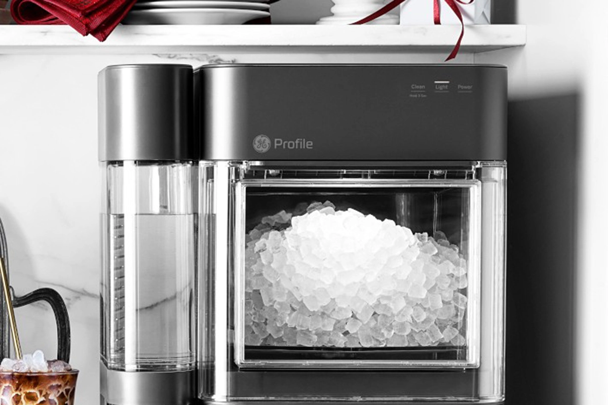 دستگاه یخساز